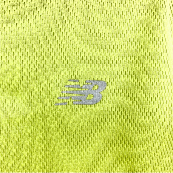 New Balance Bright Green Athletic Short Sleeve Shirt - Picture 8 of 10
